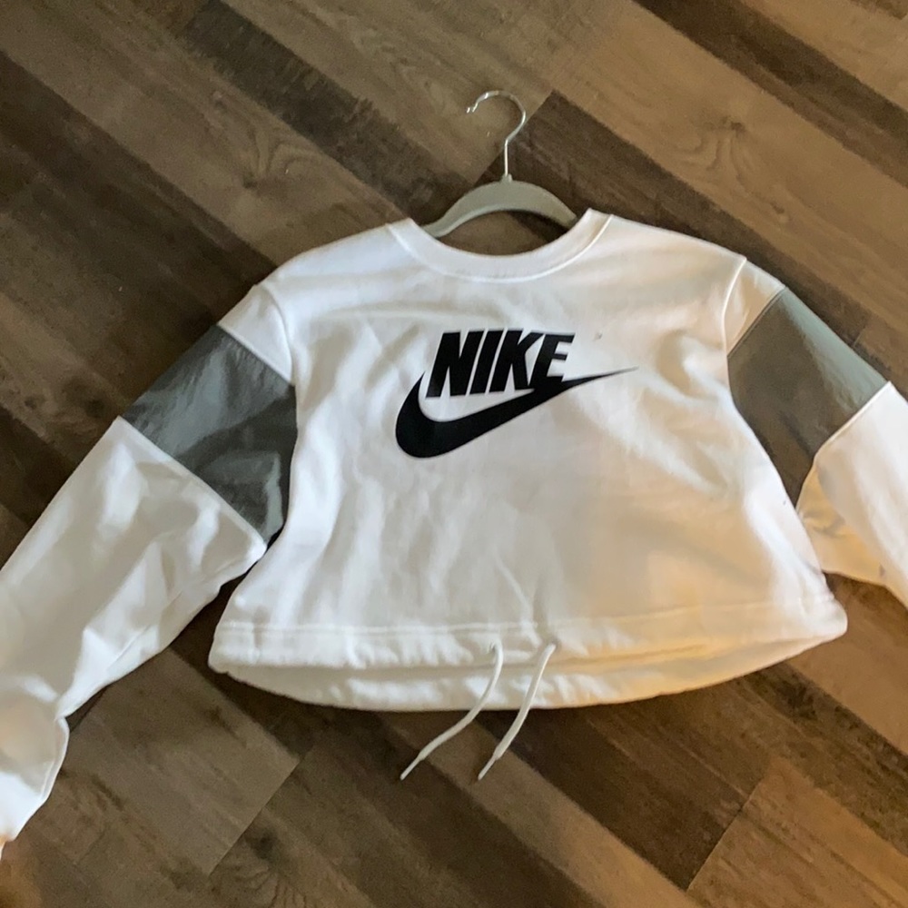 Nike sweatshirt